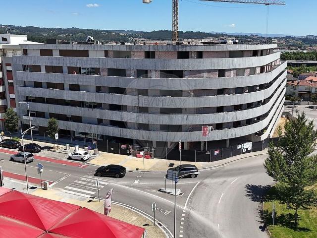 Apartamento T2 à venda em Margaride Santa Eulália, Várzea, Lagares, Varziela e Moure, Felgueiras RE/MAX Portugal