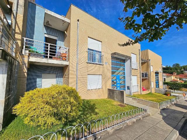 Apartamento T2 à venda em Mogege, Vila Nova de Famalicão RE/MAX Portugal