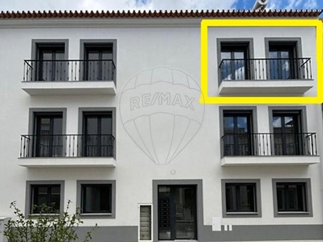 Apartamento T2 à venda em Nossa Senhora da Vila, Nossa Senhora do Bispo e Silveiras, Montemor o Novo RE/MAX Portugal