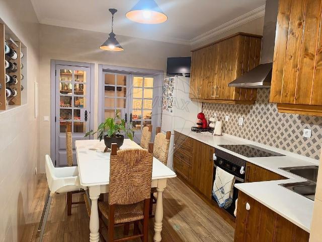 Apartamento T2 à venda em Nossa Senhora da Vila, Nossa Senhora do Bispo e Silveiras, Montemor o Novo RE/MAX Portugal