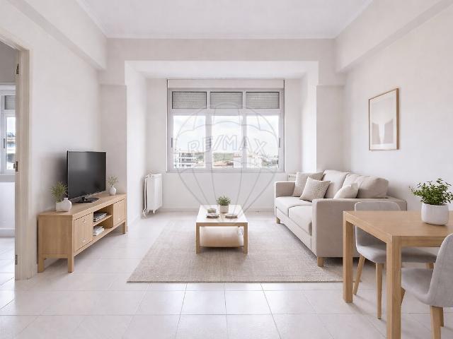 Apartamento T2 à venda em Odivelas, Odivelas RE/MAX Portugal