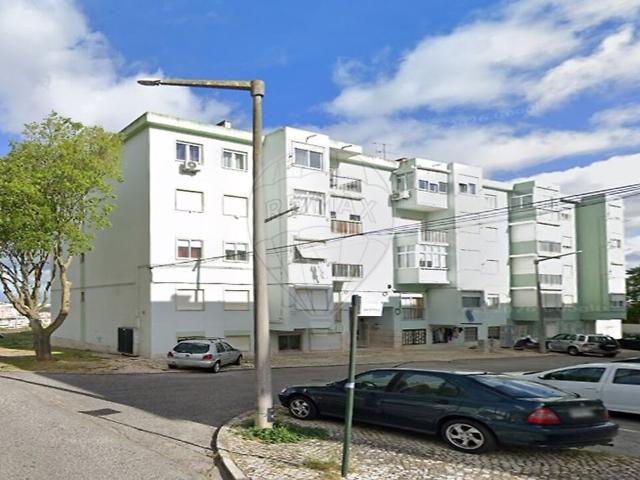 Apartamento T2 à venda em Odivelas, Odivelas RE/MAX Portugal
