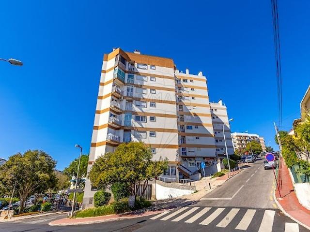 Apartamento T2 à venda em Oeiras e São Julião da Barra, Paço de Arcos e Caxias, Oeiras RE/MAX Portugal