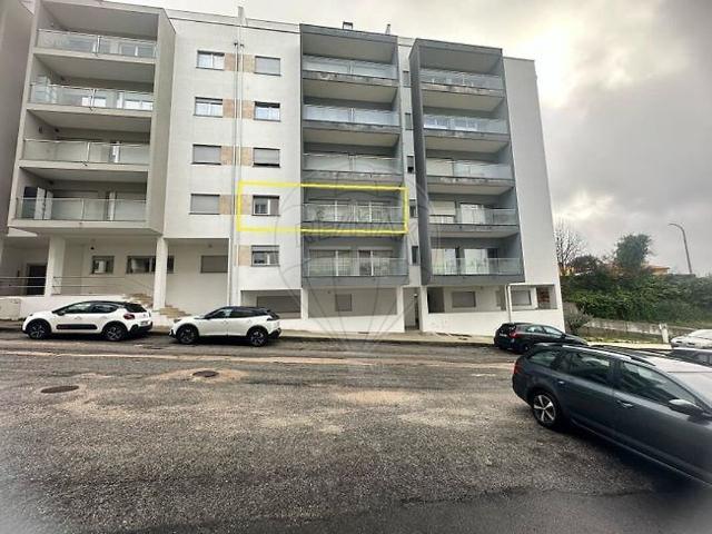 Apartamento T2 à venda em Oliveira do Hospital e São Paio de Gramaços, Oliveira do Hospital RE/MAX Portugal