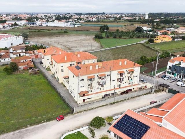 Apartamento T2 à venda em Oliveirinha, Aveiro RE/MAX Portugal