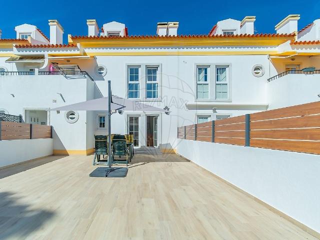 Apartamento T2 à venda em Azeitão São Lourenço e São Simão, Setúbal RE/MAX Portugal