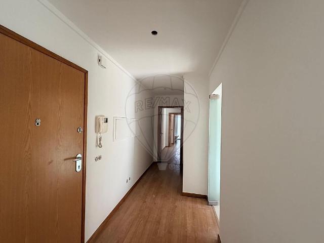 Apartamento T2 à venda em Alcobaça e Vestiaria, Alcobaça RE/MAX Portugal