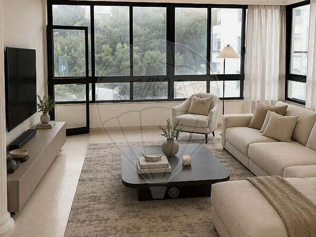 Apartamento T2 à venda em Alcabideche, Cascais RE/MAX Portugal