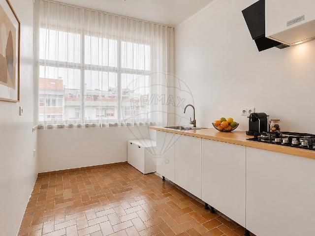 Apartamento T2 à venda em Algueirão Mem Martins, Sintra RE/MAX Portugal