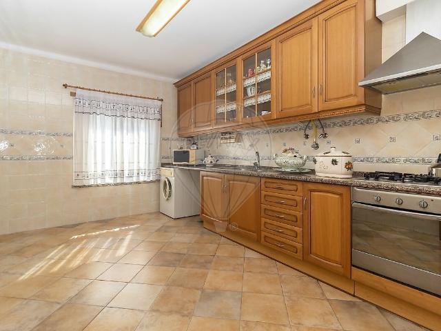 Apartamento T2 à venda em Alhos Vedros, Moita RE/MAX Portugal