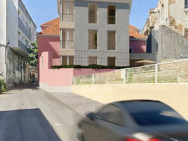 Apartamento T2 à venda em Almada