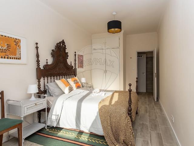 Apartamento T2 à venda em Amora, Seixal RE/MAX Portugal