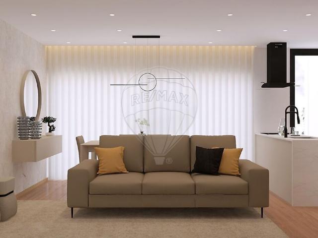 Apartamento T2 à venda em Arnoso Santa Maria e Santa Eulália e Sezures, Vila Nova de Famalicão RE/MAX Portugal