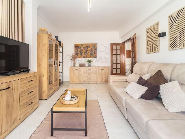 Apartamento T2 à venda em Baixa da Banheira e Vale da Amoreira, Moita RE/MAX Portugal