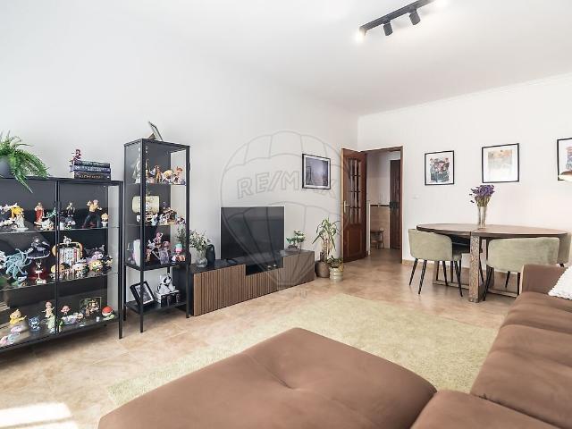 Apartamento T2 à venda em Baixa da Banheira e Vale da Amoreira, Moita RE/MAX Portugal