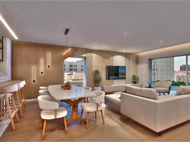 Apartamento T2 à venda em Barreiro e Lavradio, Barreiro RE/MAX Portugal