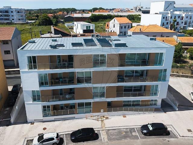 Apartamento T2 à venda em Beduído e Veiros, Estarreja RE/MAX Portugal