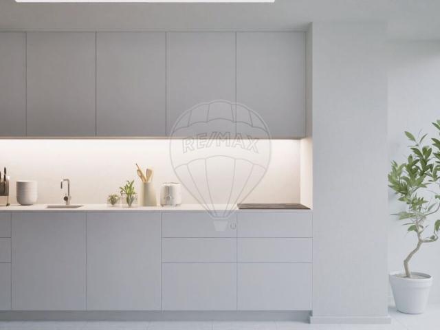 Apartamento T2 à venda em Custóias, Leça do Balio e Guifões, Matosinhos RE/MAX Portugal