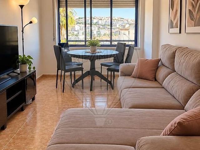 Apartamento T2 à venda em Cacém e São Marcos, Sintra RE/MAX Portugal