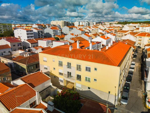 Apartamento T2 à Venda em Caldas da Rainha
