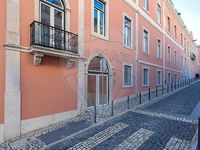 Apartamento T2 à venda em Campolide, Lisboa RE/MAX Portugal