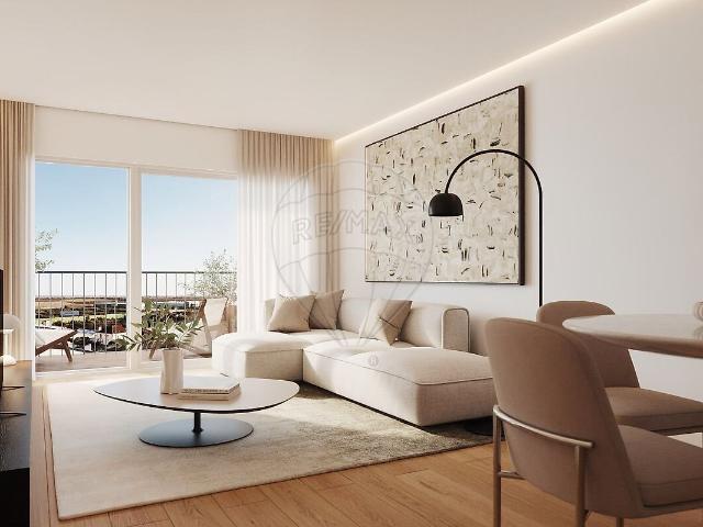 Apartamento T2 à venda em Castanheira do Ribatejo e Cachoeiras, Vila Franca de Xira RE/MAX Portugal