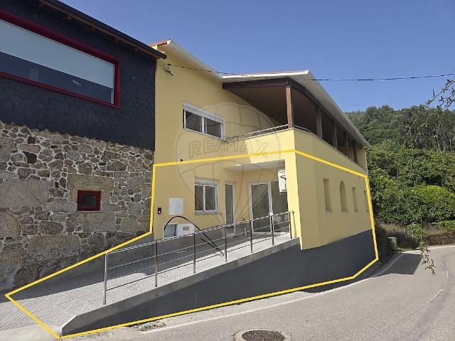 Apartamento T2 à venda em Castelões, Tondela RE/MAX Portugal