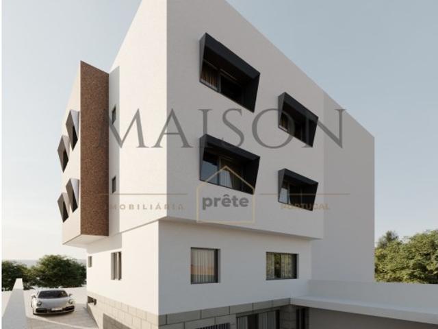 Apartamento T2 á venda em Castelo da Maia