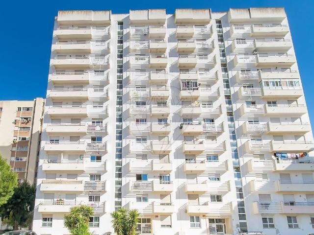 Apartamento T2 à venda em Carregado e Cadafais, Alenquer RE/MAX Portugal