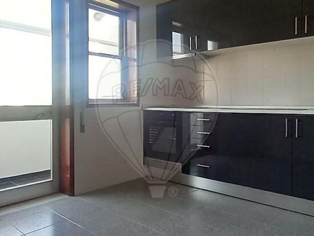 Apartamento T2 à venda em Cidade da Maia, Maia RE/MAX Portugal