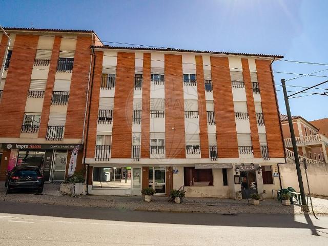 Apartamento T2 à venda em Coimbra Sé Nova, Santa Cruz, Almedina e São Bartolomeu, Coimbra RE/MAX Portugal