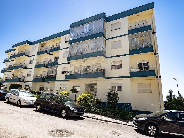 Apartamento T2 à venda em Coimbra Sé Nova, Santa Cruz, Almedina e São Bartolomeu, Coimbra RE/MAX Portugal