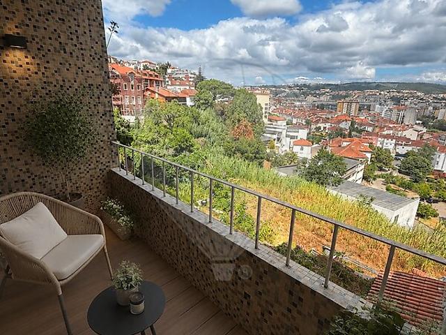 Apartamento T2 à venda em Coimbra Sé Nova, Santa Cruz, Almedina e São Bartolomeu, Coimbra RE/MAX Portugal