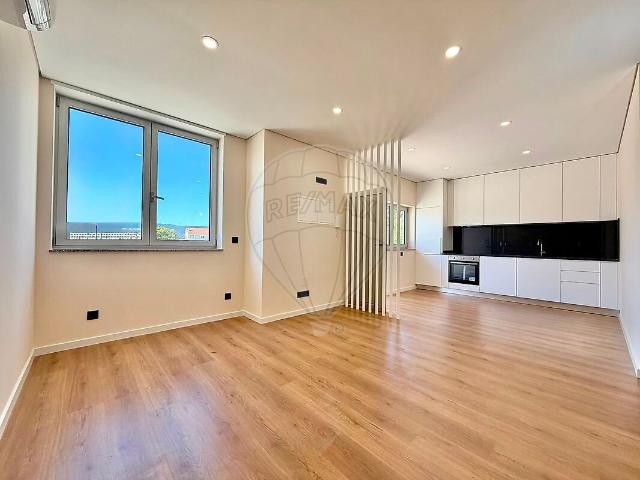 Apartamento T2 à venda em Darque, Viana do Castelo RE/MAX Portugal