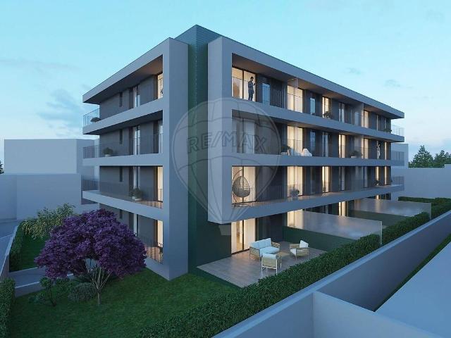 Apartamento T2 à venda em Ermesinde, Valongo RE/MAX Portugal