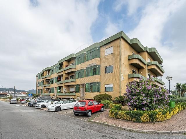 Apartamento T2 à venda em Esmeriz e Cabeçudos, Vila Nova de Famalicão RE/MAX Portugal