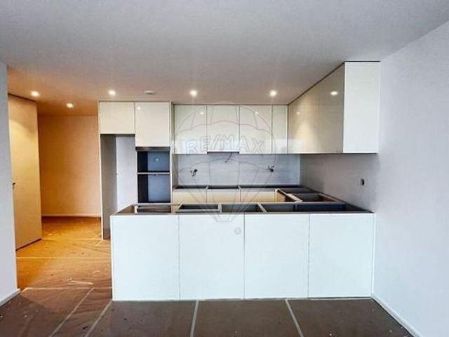 Apartamento T2 à venda em Ferreiros, Prozelo e Besteiros, Amares RE/MAX Portugal