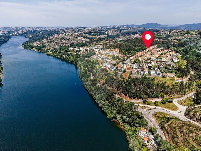 Apartamento T2 à venda em Gondomar São Cosme, Valbom e Jovim, Gondomar RE/MAX Portugal