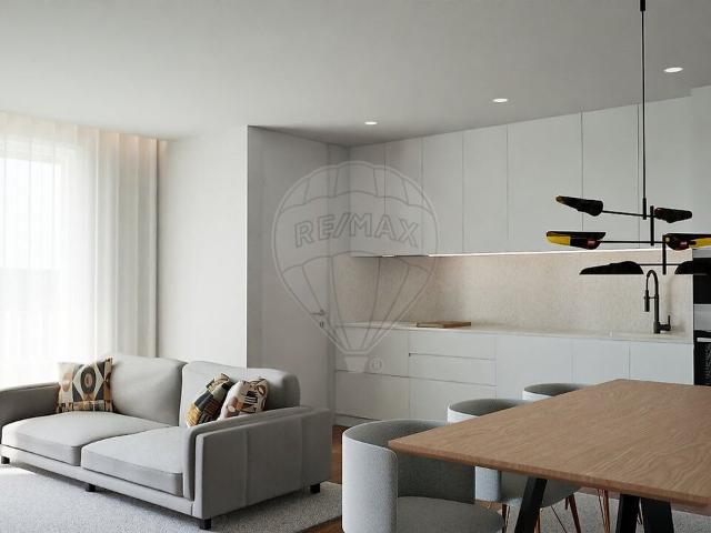 Apartamento T2 à venda em Grijó e Sermonde, Vila Nova de Gaia RE/MAX Portugal