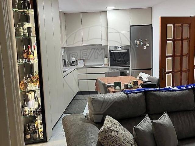 Apartamento T2 à venda em Lobão, Gião, Louredo e Guisande, Santa Maria da Feira RE/MAX Portugal