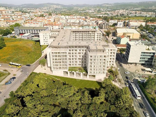 Apartamento T2 à venda em Loures, Loures RE/MAX Portugal