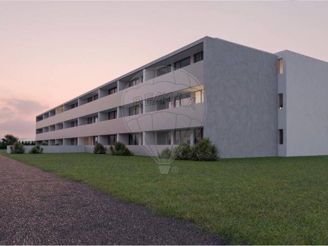 Apartamento T2 à venda em Paços de Ferreira