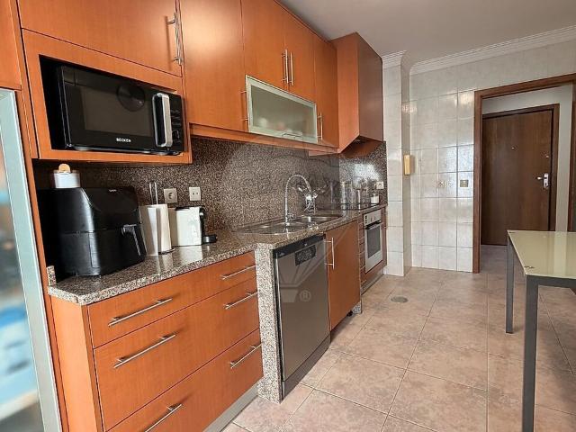 Apartamento T2 à venda em Pedroso e Seixezelo, Vila Nova de Gaia RE/MAX Portugal