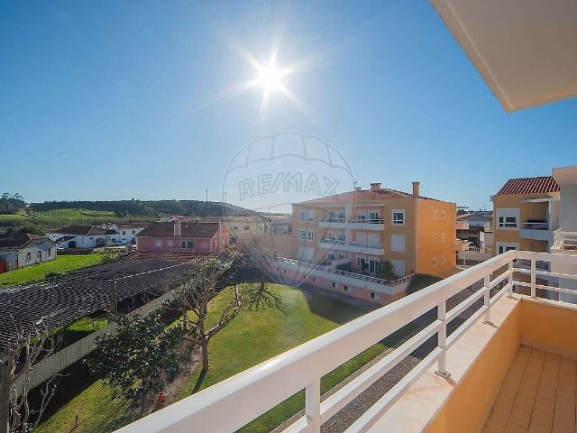 Apartamento T2 à venda em Ponte do Rol, Torres Vedras RE/MAX Portugal
