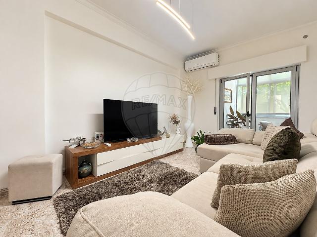 Apartamento T2 à venda em Póvoa de Santa Iria e Forte da Casa, Vila Franca de Xira RE/MAX Portugal
