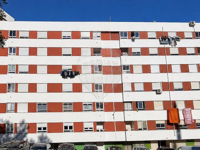 Apartamento T2 à venda em Póvoa de Santa Iria e Forte da Casa, Vila Franca de Xira RE/MAX Portugal