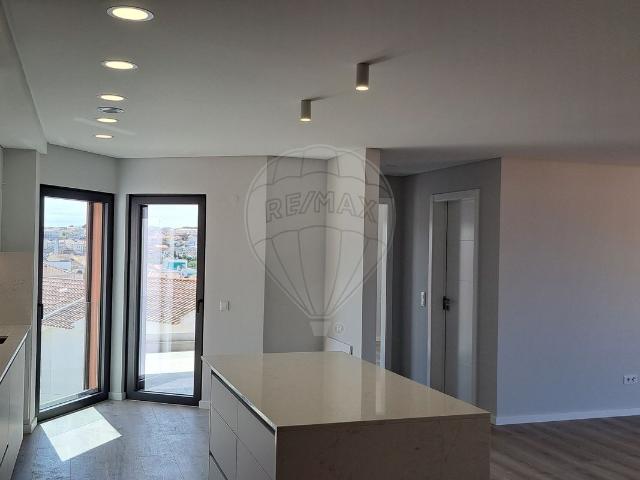Apartamento T3 à venda em Praia da Areia Branca