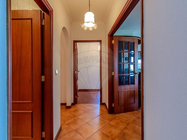 Apartamento T2 à venda em Rio Tinto, Gondomar RE/MAX Portugal