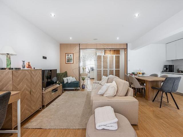 Apartamento T2 à venda em Rio Tinto, Gondomar RE/MAX Portugal