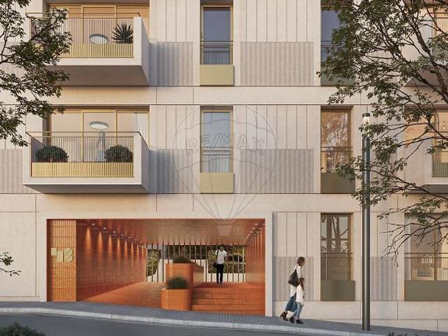 Apartamento T2 à venda em Rio de Mouro, Sintra RE/MAX Portugal